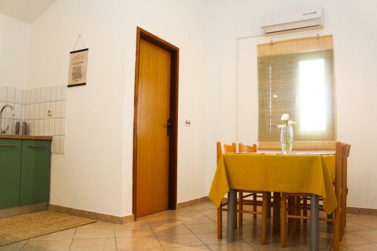 Apartment 20 Sveti Filip i Jakov Ngoại thất bức ảnh